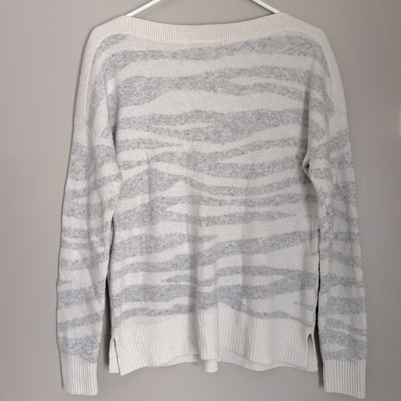 LOFT Zebra Striped Sweater - Picture 3 of 4